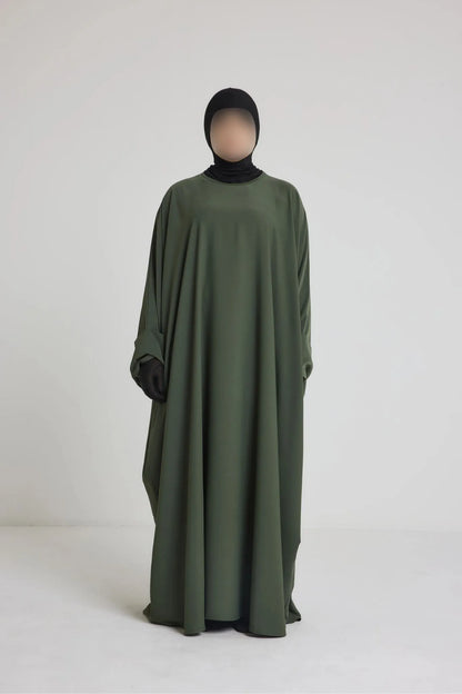 Robe Nour - large et manche large avec bouton