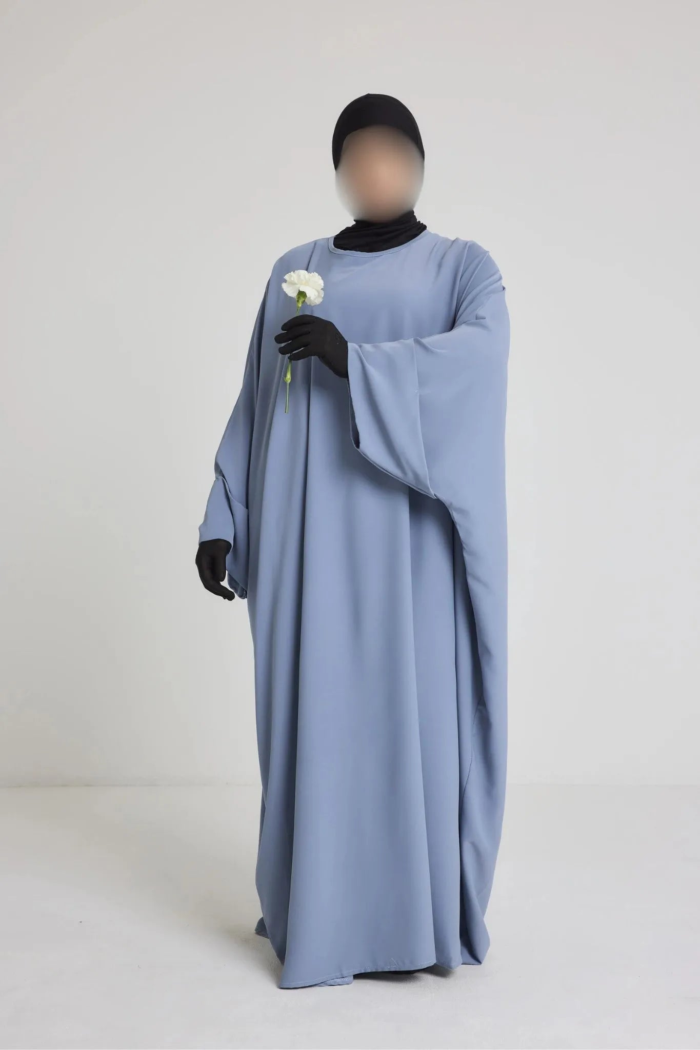 Robe Nour - large et manche large avec bouton