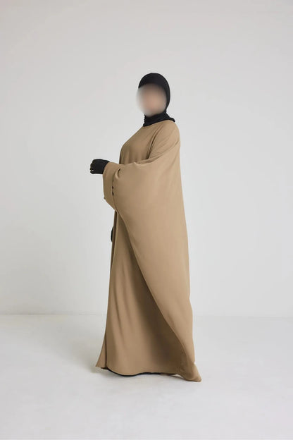 Robe Nour - large et manche large avec bouton