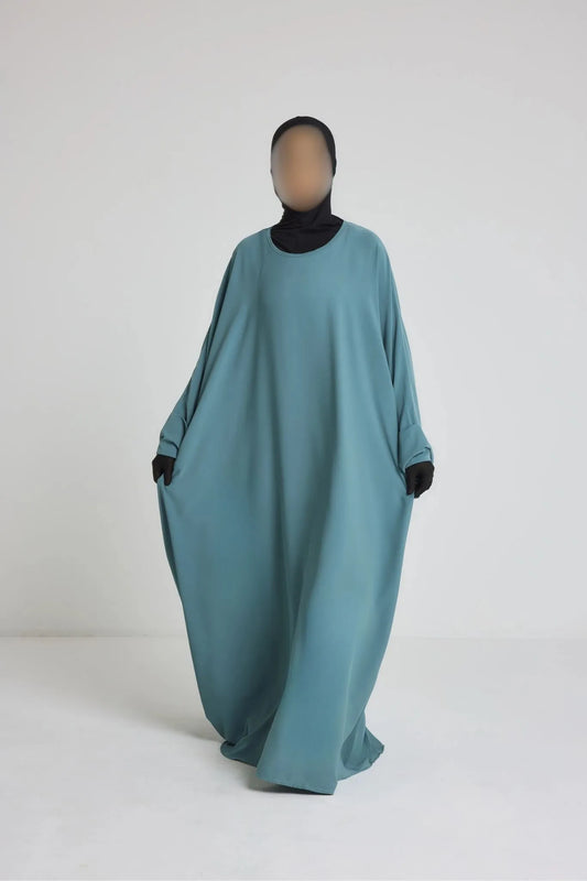 Robe Nour - large et manche large avec bouton