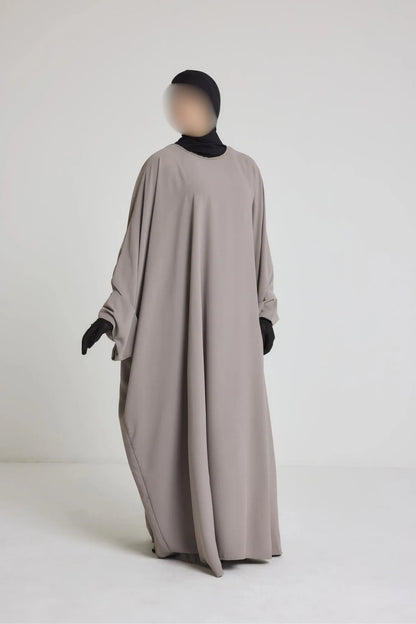 Robe Nour - large et manche large avec bouton
