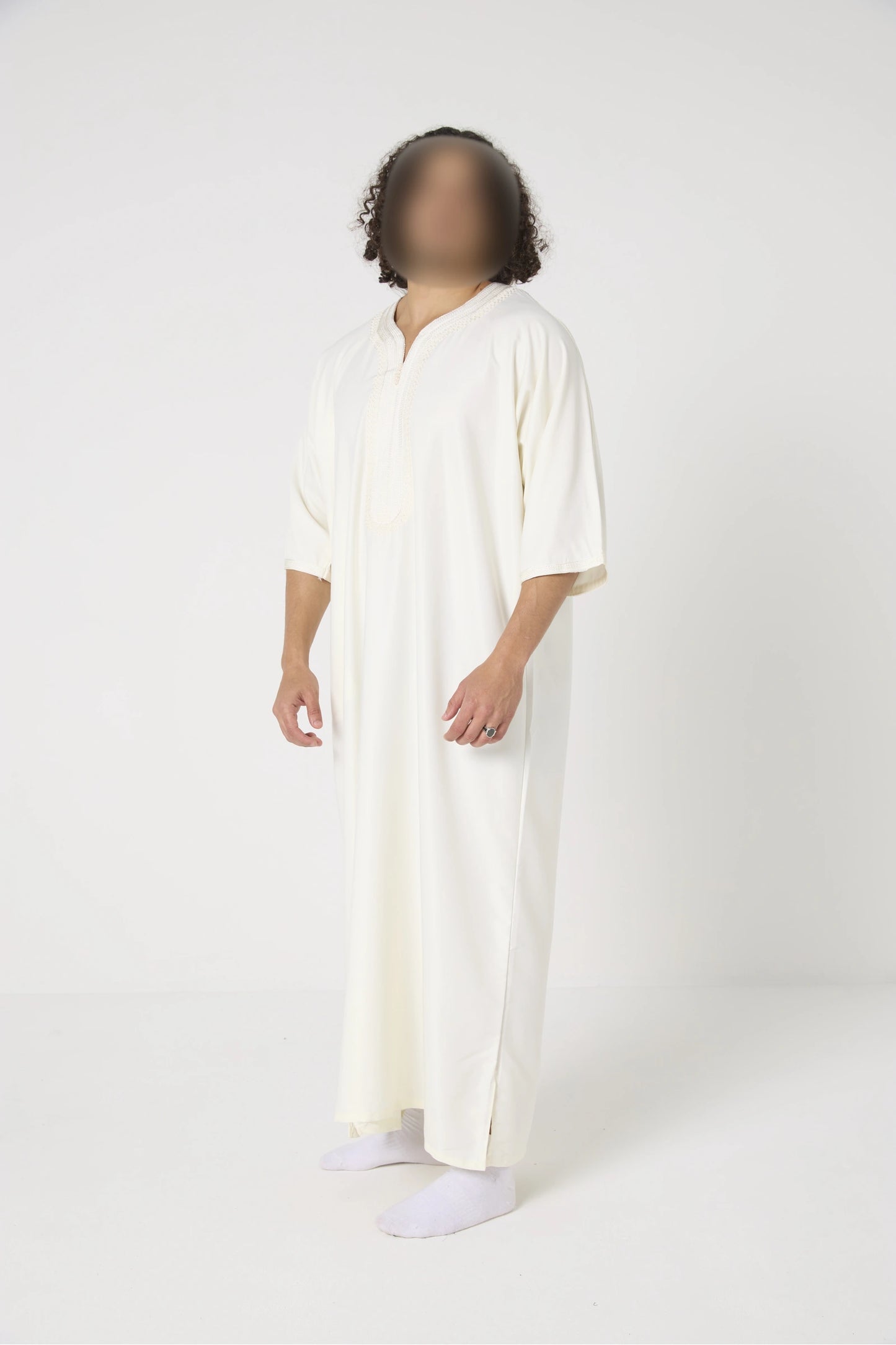 Qamis Marocain col orné