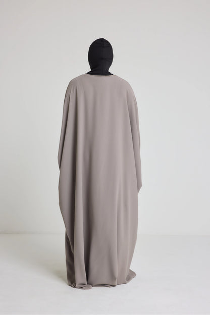 Robe Nour - large et manche large avec bouton