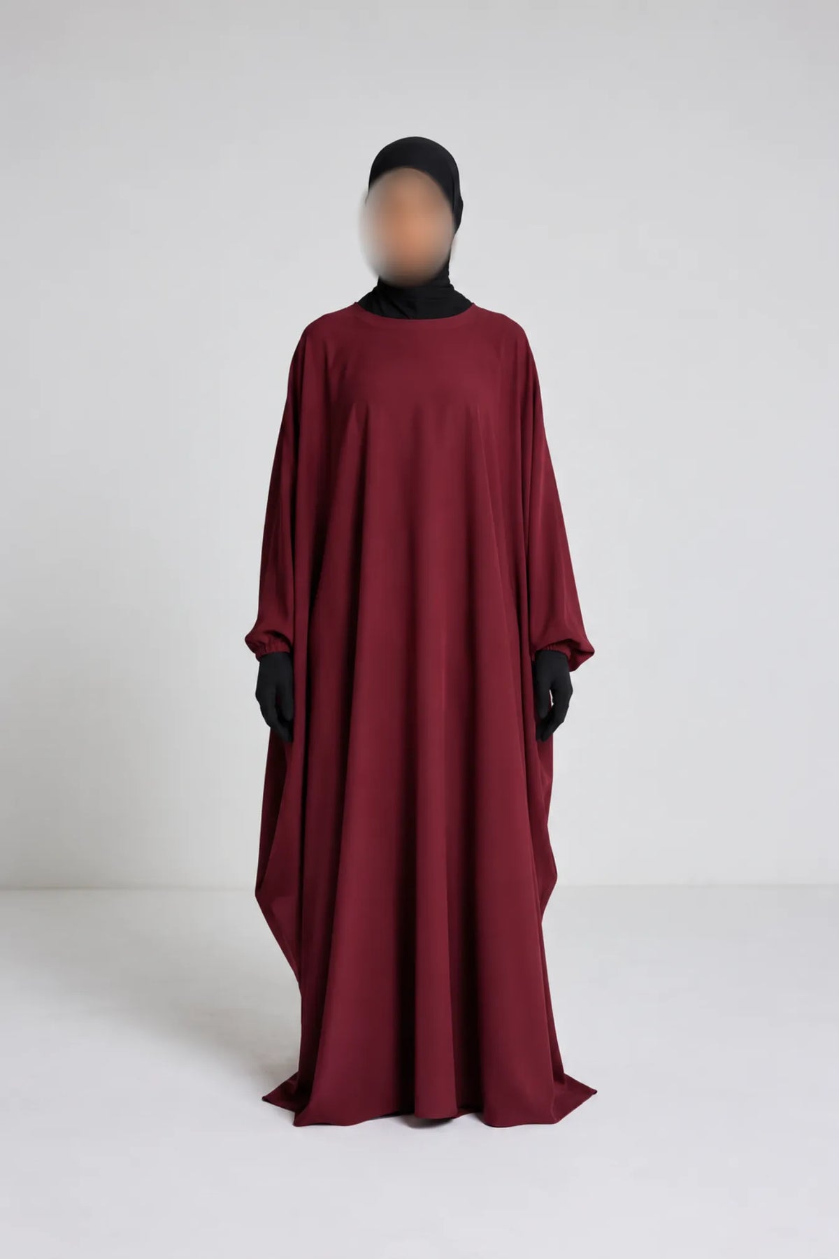 Robe Syhem - large et manche serrée rouge bordeaux