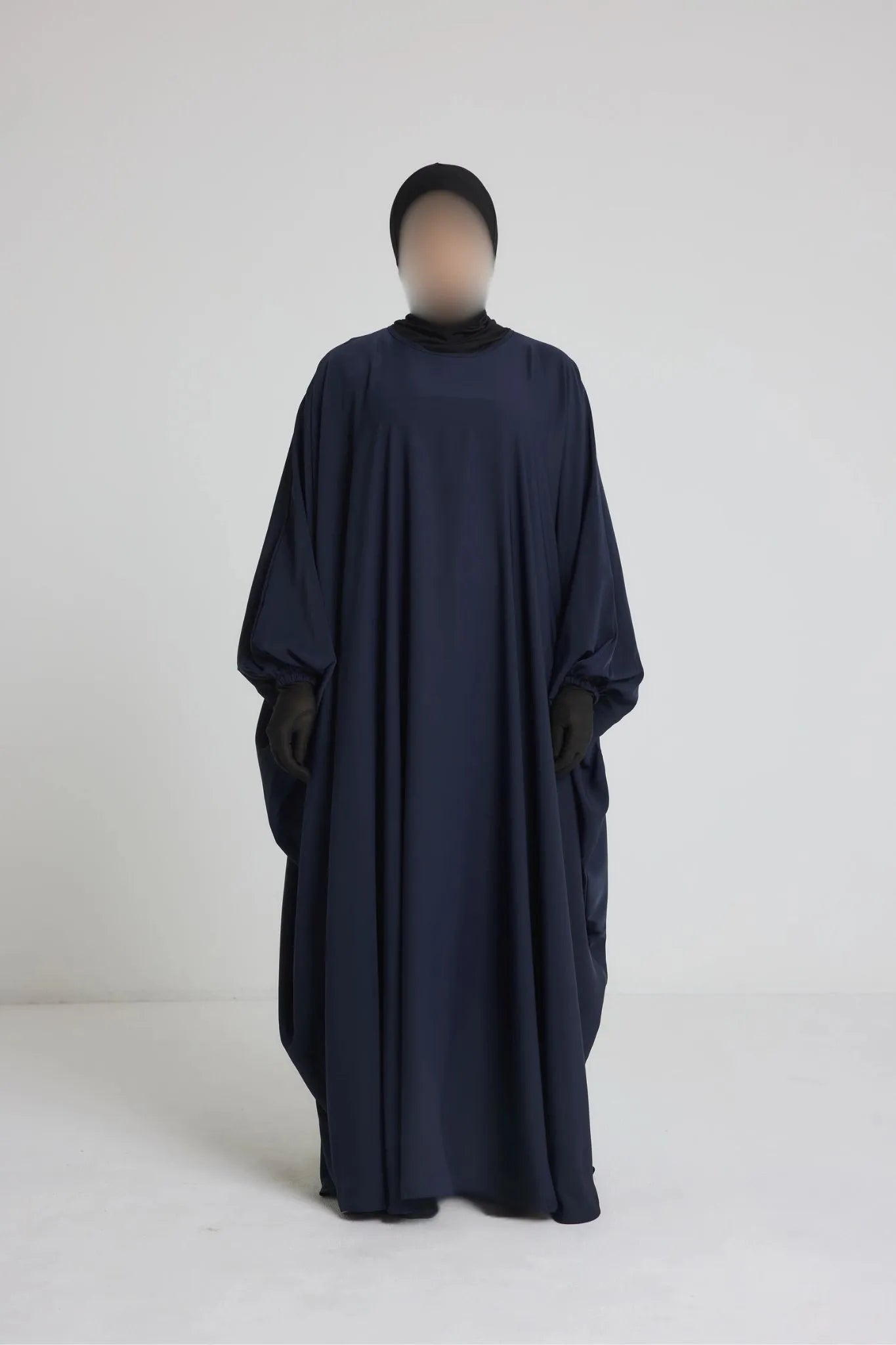 Robe Syhem - large et manche serrée