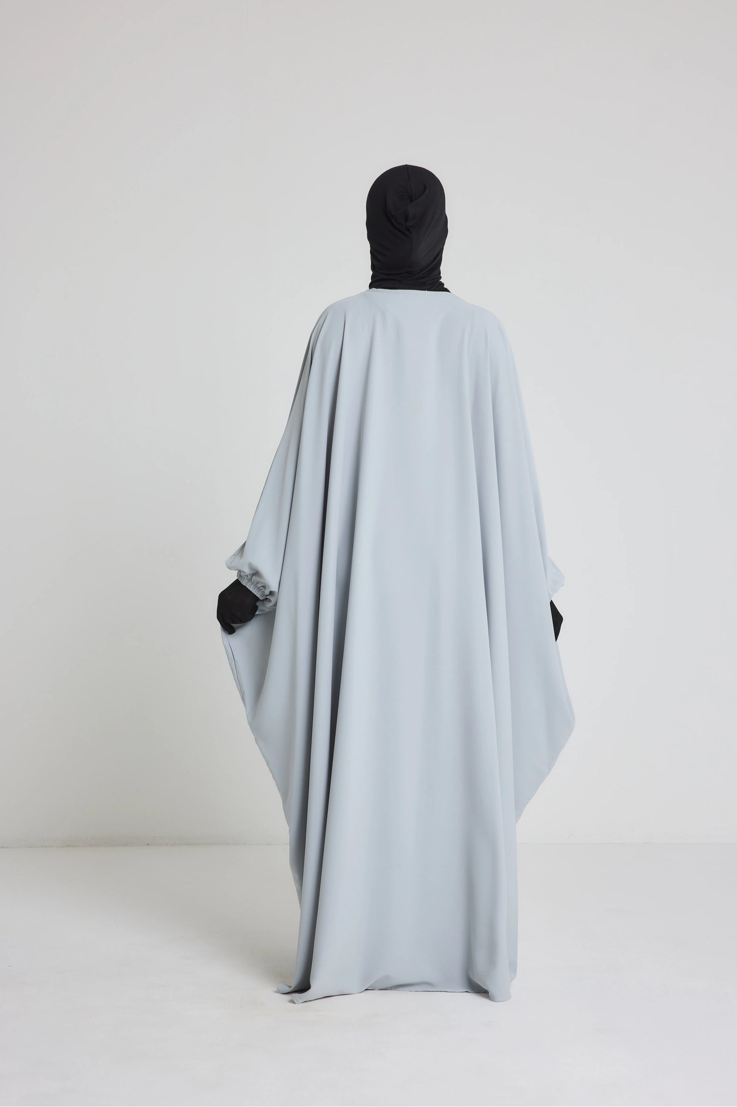 Robe Syhem - large et manche serrée