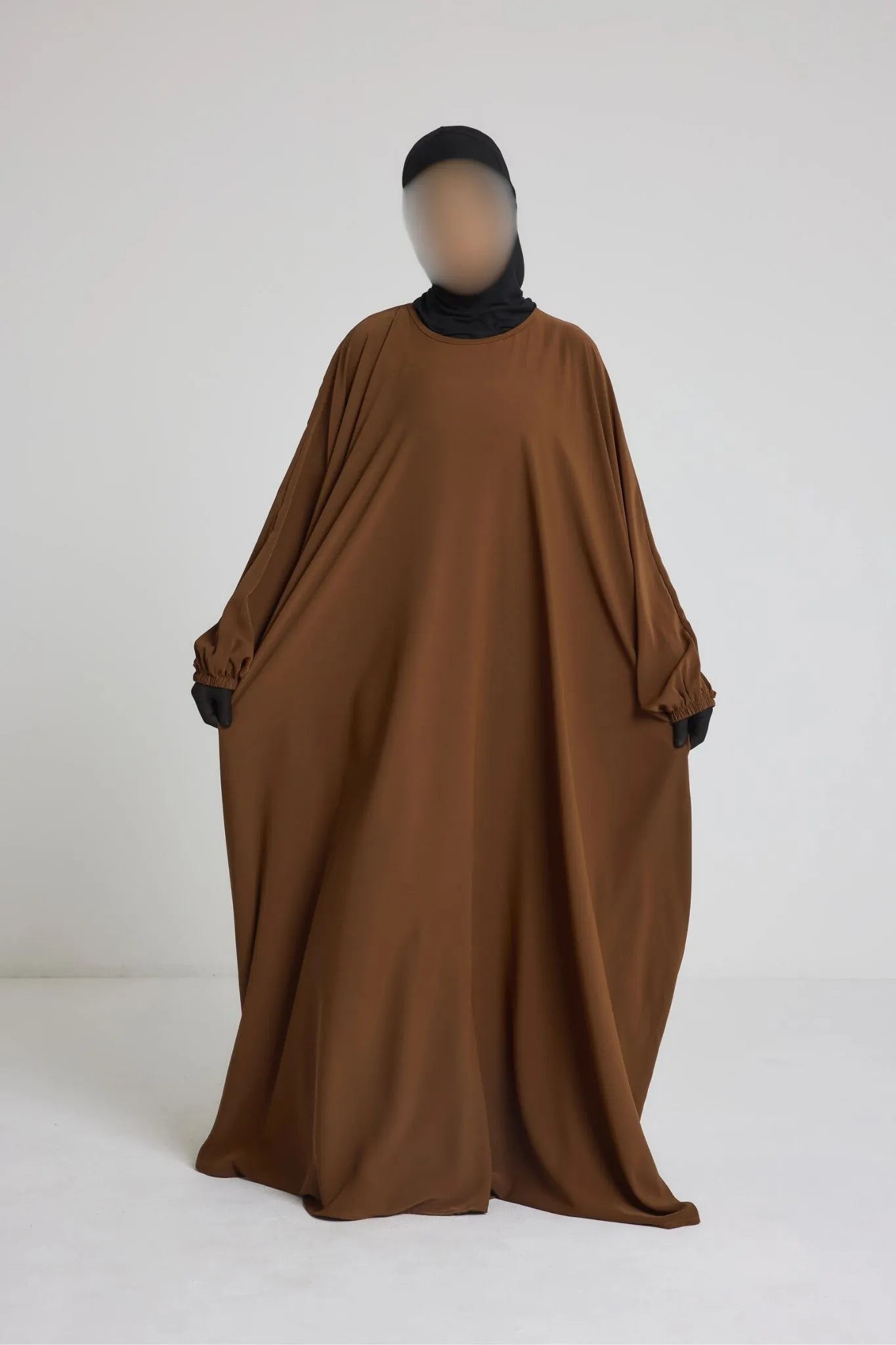 Robe Syhem - large et manche serrée