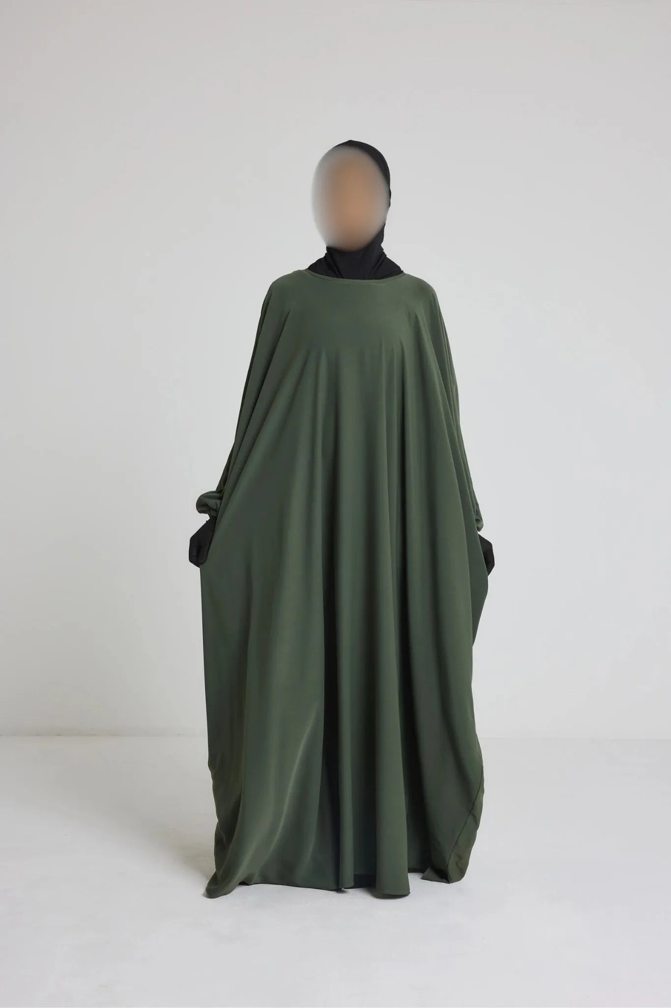 Robe Syhem - large et manche serrée