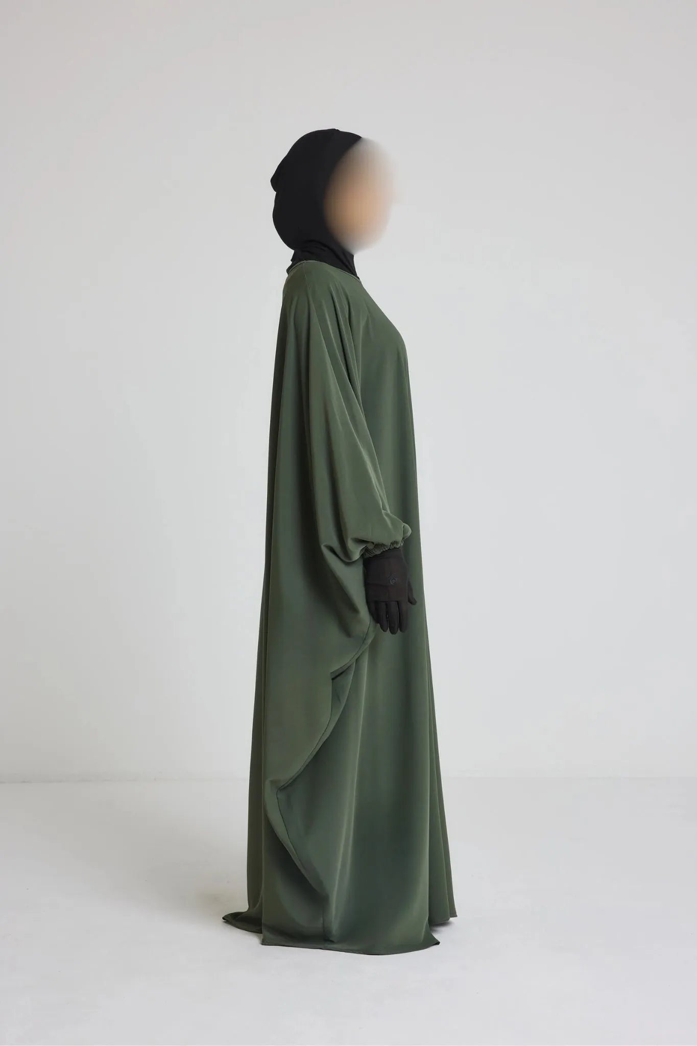 Robe Syhem - large et manche serrée