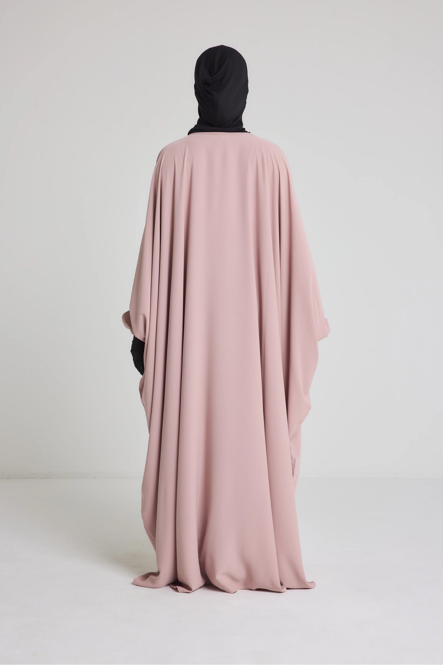 Robe Syhem - large et manche serrée