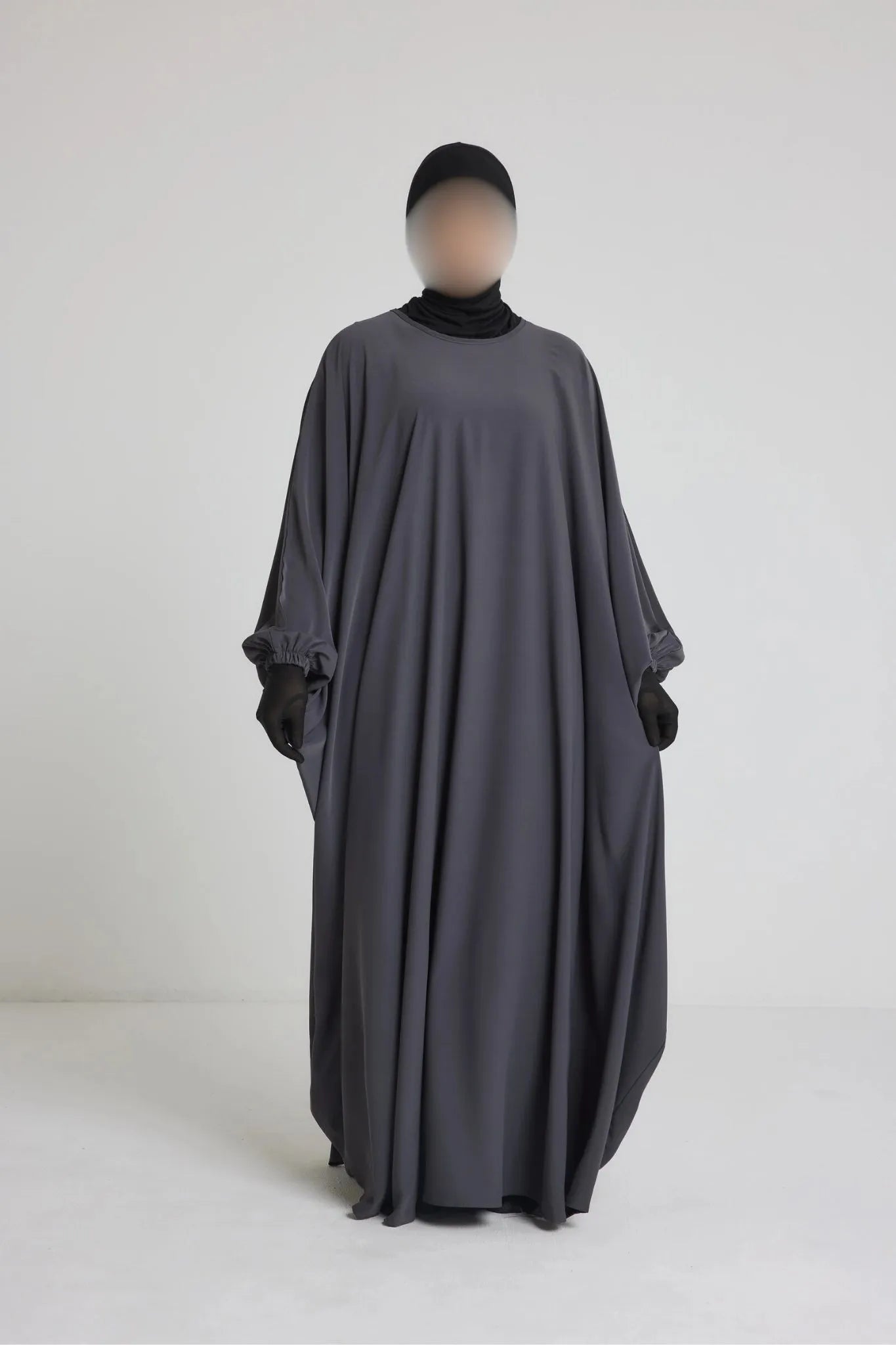 Robe Syhem - large et manche serrée