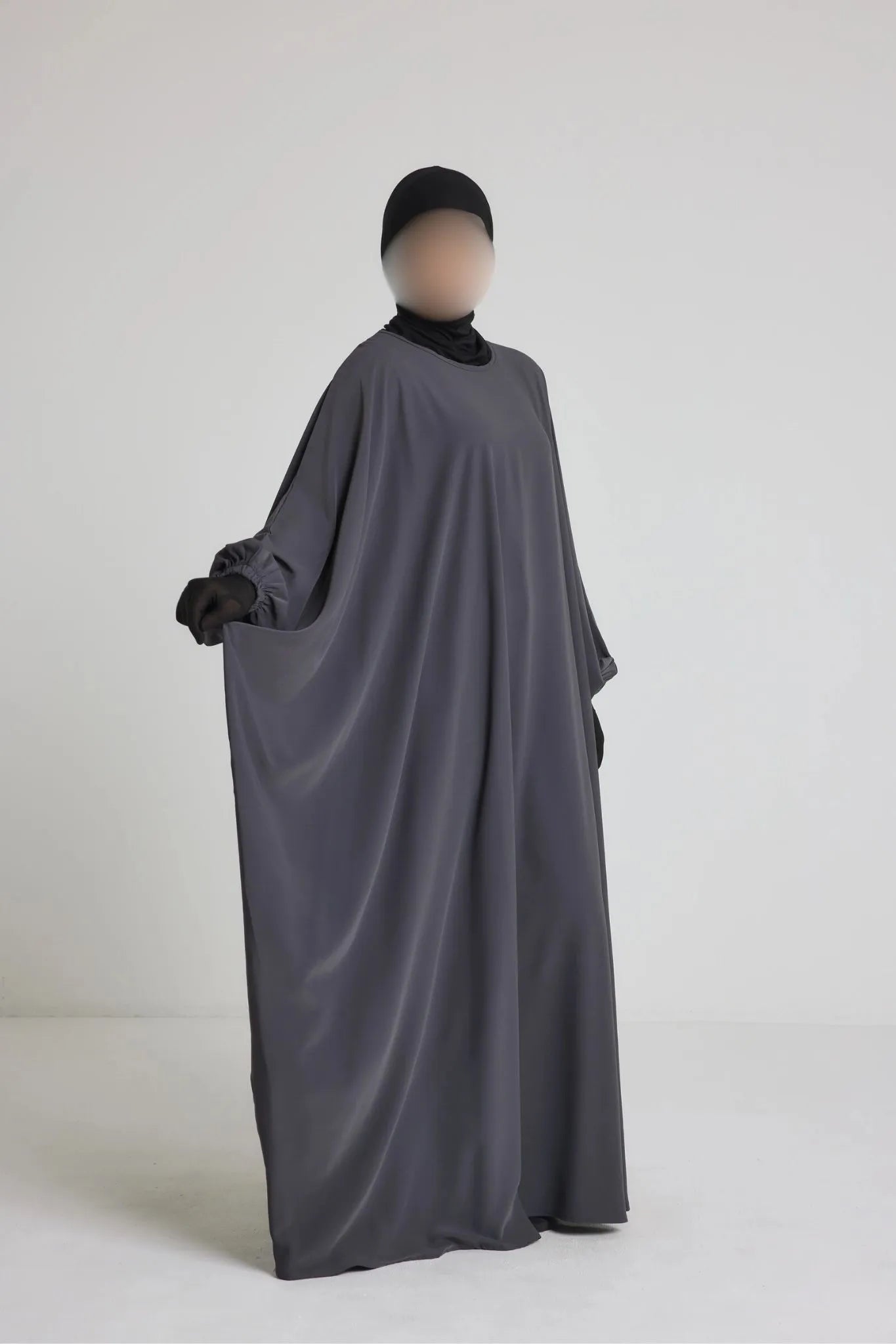 Robe Syhem - large et manche serrée