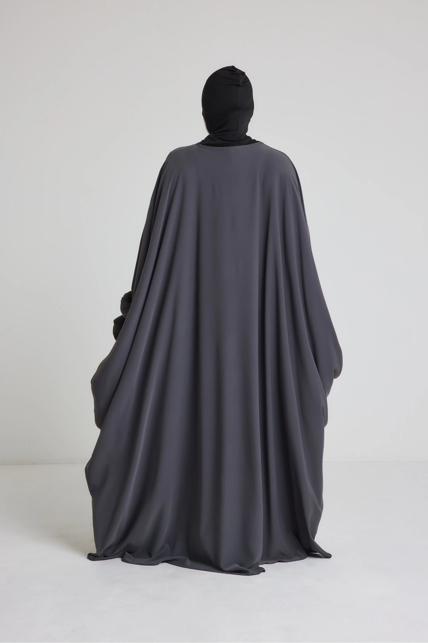 Robe Syhem - large et manche serrée